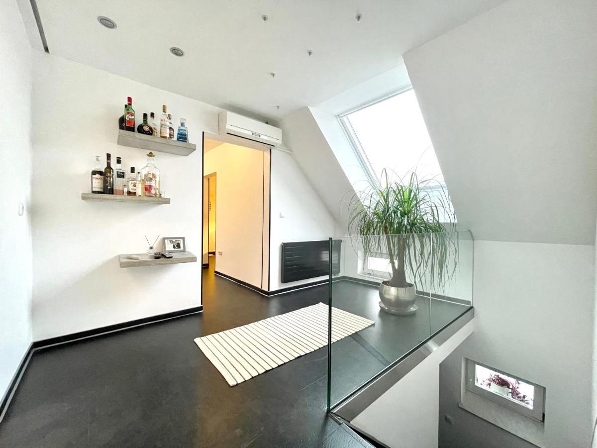 Appartamento B Our Guest At New Flat Nearby Dresden !!!Pool!!! Frauendorf  Esterno foto